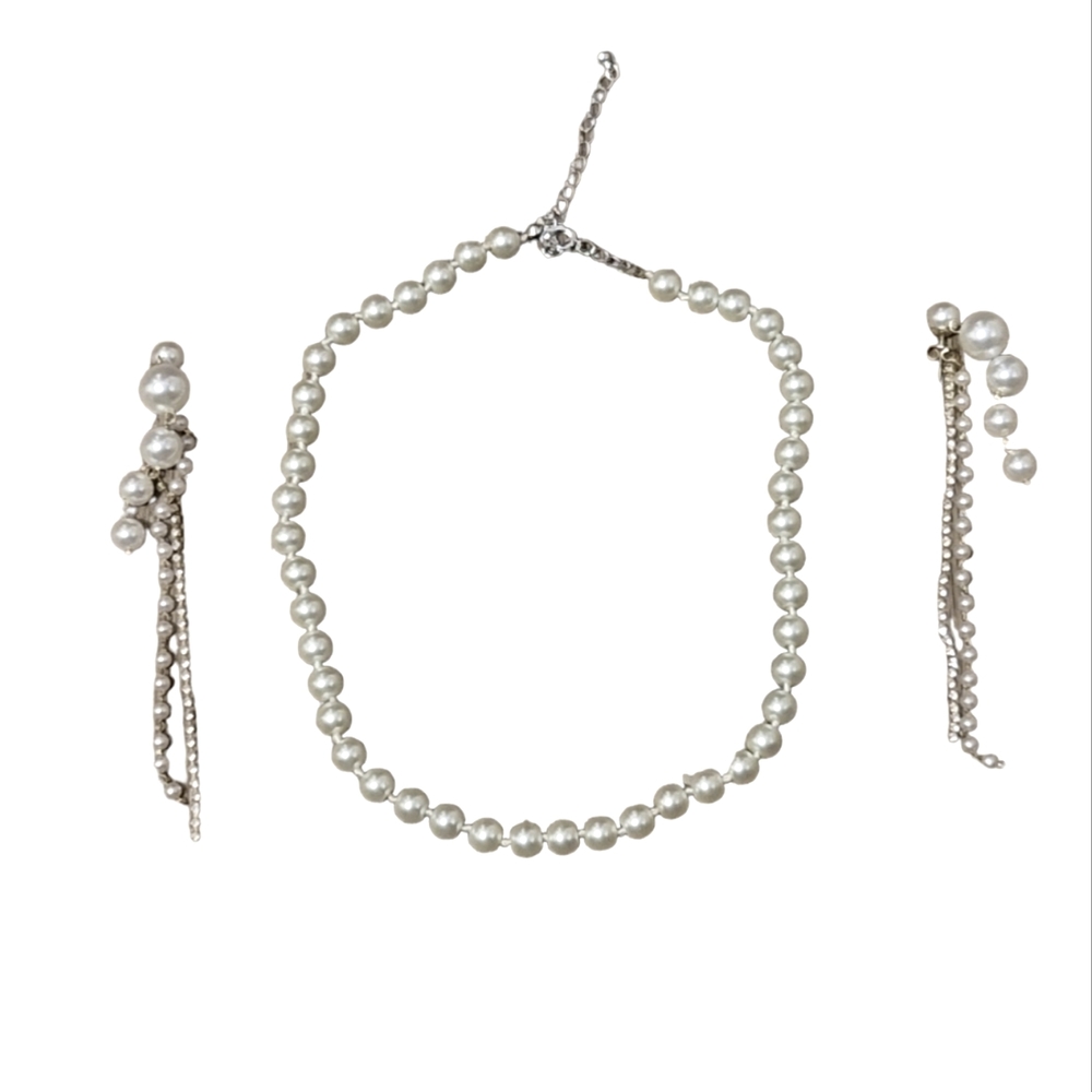 Faux Pearl Necklace with matching earrings